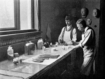 Professori Herkomersin emalointistudiossa, hiontavärit, 1899 tekijältä Unbekannt