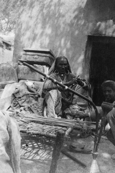 Intialainen nainen alimmasta kastista, Howshera, 1917 tekijältä Unbekannt