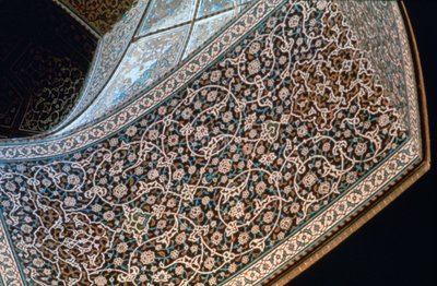 Kaaren sisäpuoli, Sheikh Lutfullahin moskeija, Isfahan, Persia, c1615 tekijältä Unbekannt