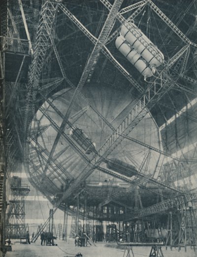 Kehyksen ja sylinterin monimutkaisuus: R101 valmistuksessa, c1935 tekijältä Unbekannt