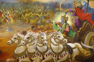 Jalaram Prathanna hindutemppeli, Leicester. Fresko. Krishna vaununkuljettaja ohjaa Arjunaa Kurukshetran taistelukentällä. Yhdistynyt kuningaskunta tekijältä Unbekannt