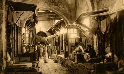 Jerusalem - kultaseppien basaari, c1918-c1939. tekijältä Unbekannt