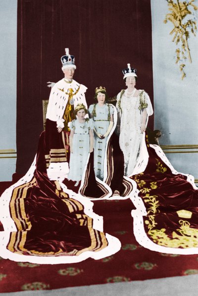 Kuningas Yrjö VI ja kuningatar Elisabet kruunauspäivänä vuonna 1937 tekijältä Unbekannt