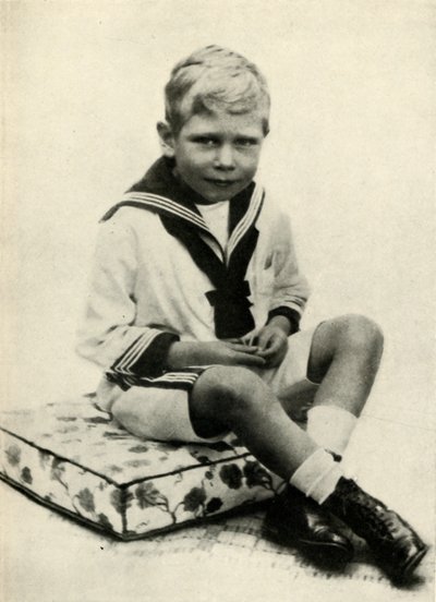 Kuningas Yrjö VI lomalla Osbornessa vuonna 1899, 1937. tekijältä Unbekannt