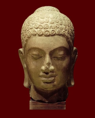 Kambodžalaisen Buddhan pää, Angkorin jälkeinen aika, 700-luku tekijältä Unbekannt