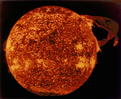 Suuri auringon näkyvyys äärimmäisessä ultraviolettivalossa, 1973 tekijältä Unbekannt