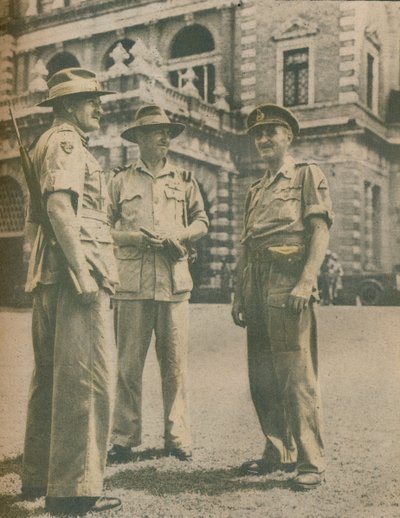 Burman kampanjan johtajat tapasivat Rangoonissa kaupunkien kaatumisen jälkeen 3. toukokuuta 1945. tekijältä Unbekannt