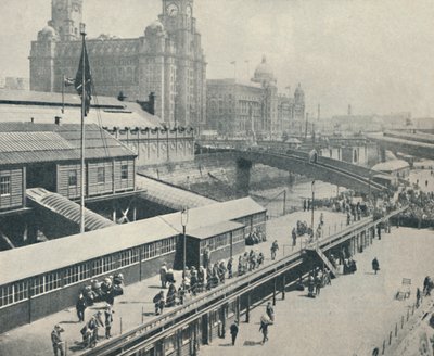 Liverpool Landing Stage on yksi Ison-Britannian kiinnostavimmista jokien rintamilla vuonna 1937 tekijältä Unbekannt