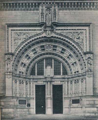 Pääsisäänkäynti, Victoria and Albert Museum, jossa on Alfred Druryn veistos, 1909. tekijältä Unbekannt