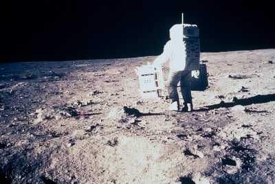 Miehitetty avaruuslento, USA, Apollo 11 Apollo 11 astronautti Edwin ÔBuzzÕ Aldrin, Kuussa tekijältä Unbekannt