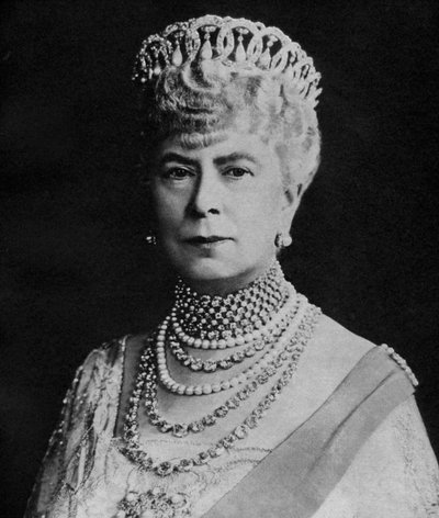 Mary of Teck, Yhdistyneen kuningaskunnan George V:n kuningatar puoliso, vuodelta 1936. tekijältä Unbekannt