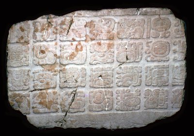 Maya-hieroglyfit osassa oven kamanta, 7. vuosisata tekijältä Unbekannt