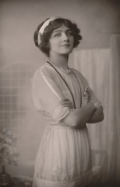 Neiti Lily Elsie, 1886-1962, Liisa dollarin prinsessassa, vuodelta 1930. tekijältä Unbekannt