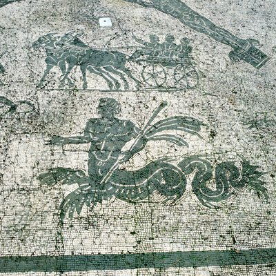 Mosaiikki, Muulien vetämät kärryt matkustajien kanssa, Cisarii. c1. vuosisadalla jKr tekijältä Unbekannt