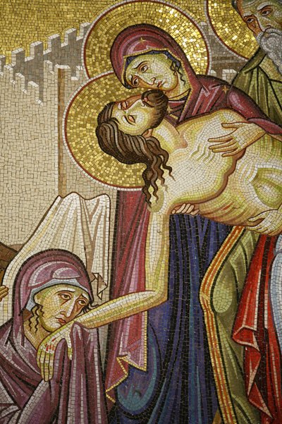 Mosaiikki Kristuksen kuolemasta Pyhän haudan kirkossa, Jerusalemissa, Israelissa tekijältä Unbekannt