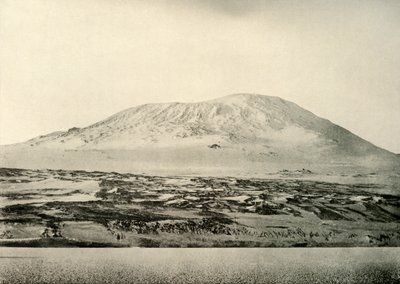 Erebus-vuori...Vanha kraatteri vasemmalla, c1908, 1909. tekijältä Unbekannt