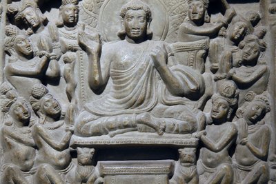 Intian kansallismuseo, Delhi. Ayaga-friisi, joka kuvaa kohtauksia Buddhan elämästä ja Jakatoista. Ikshvaku, 3. vuosisadalla jKr. Nagarjunakonda, Andhra Pradesh. Harmaa kalkkikivi. Yksityiskohta. Intia. tekijältä Unbekannt