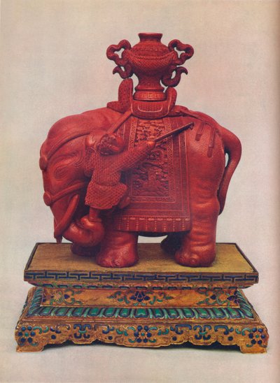 Yksi veistetyistä punaisista lakkanorsuista, kiinalainen, Qianlong-kausi, c1765 tekijältä Unbekannt
