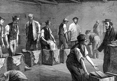 Teen pakkaaminen East & West India Dock Companyn varastoissa, Lontoossa, 1874 tekijältä Unbekannt