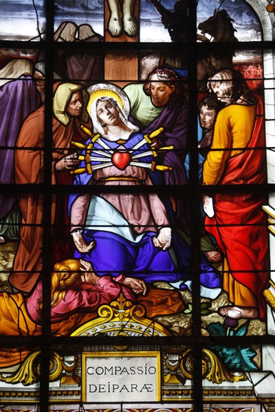 Pariisi, Ranska Saint Laurentin kirkon lasimaalaus : Marian seitsemän dolors (surut), Pariisi, Ranska tekijältä Unbekannt