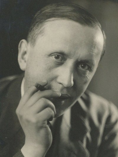 Karel Capekin muotokuva 1890-1938, n. 1930. tekijältä Unbekannt