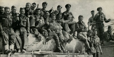 R.A.F. Ground Crews: Tripolitania, c1942-1943, 1945. tekijältä Unbekannt