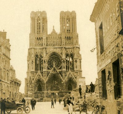 Reimsin katedraali, Reims, Pohjois-Ranska, c1914-c1918 tekijältä Unbekannt