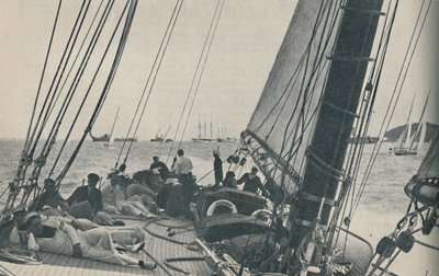 Iso-Britannian suurimmat kilpa-alukset kilpailevat Cowes-viikolla vuonna 1937 tekijältä Unbekannt