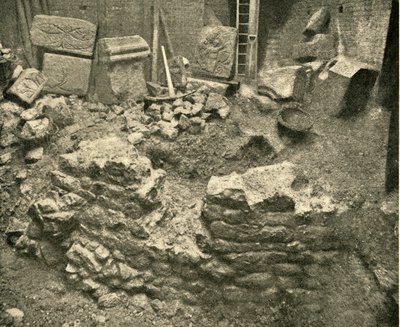Rooman jäännökset löydettiin Lontoon muurin linnakkeesta, 1908 tekijältä Unbekannt