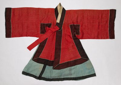 Kuninkaallinen seremoniallinen puku ja asusteet, 1800-luvun loppu - 1900-luvun alku. tekijältä Unbekannt