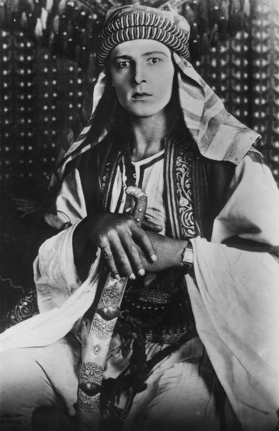 Rudolph Valentino 1895-1926 Sheikhissä, 1921 tekijältä Unbekannt