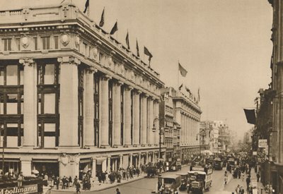 Selfridget ja viimeiset vanhat Oxford Streetin kaupat, jotka rakennus nielaisi, vuodelta 1935. tekijältä Unbekannt