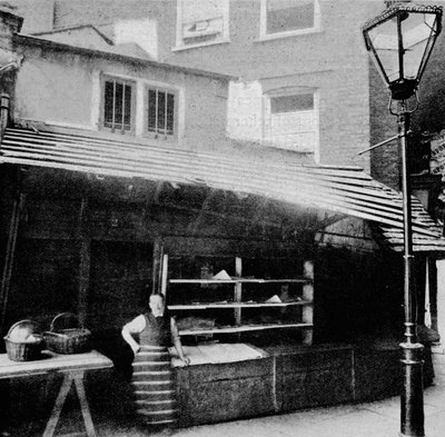 Kauppa ja aurinko, Clare Market, Lontoo, purettu, 1895 1904 tekijältä Unbekannt