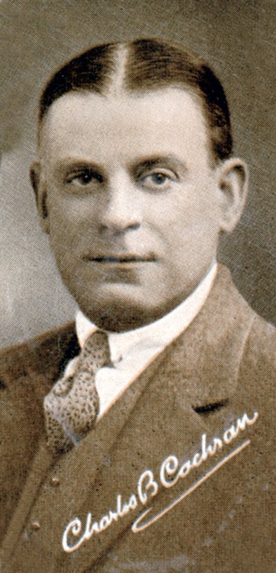 Sir Charles Blake CB Cochran 1872-1951, englantilainen teatterijohtaja, 1935 tekijältä Unbekannt