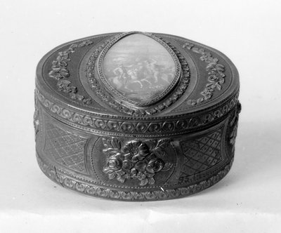Nuuskalaatikko miniatyyrillä, joka edustaa taistelukohtausta, 1700-luvun loppu. tekijältä Unbekannt