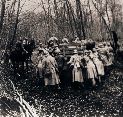 Sotilaat metsässä, c1914-c1918 tekijältä Unbekannt