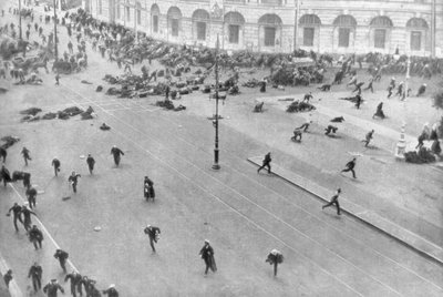 Katutaistelut Petrogradissa, Venäjällä, 17. heinäkuuta 1917 tekijältä Unbekannt