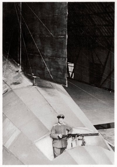 Saksan armeijan Zeppelin-ilmalaivan häntäampuja, ensimmäinen maailmansota, 1914-1918 1933 tekijältä Unbekannt