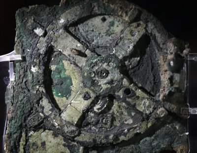 Antikythera-mekanismi, 205 eaa tekijältä Unbekannt