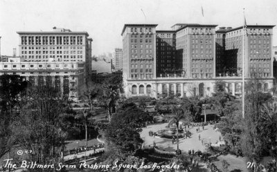 Biltmore Pershing Squarelta, Los Angelesista, Kaliforniasta, USA:sta, vuodelta 1933 tekijältä Unbekannt