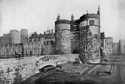 Byward Tower ja ulompi osasto, Tower of London, 1900-luku tekijältä Unbekannt