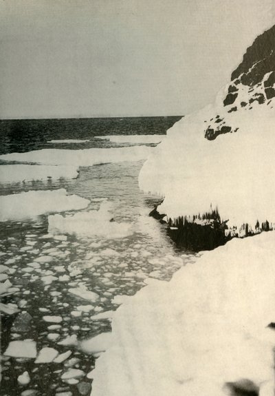 Ensimmäinen laskeutumispaikka, jossa näkyy lahden jään murtuminen ja ajautuminen pohjoiseen, 1908, 1909 tekijältä Unbekannt