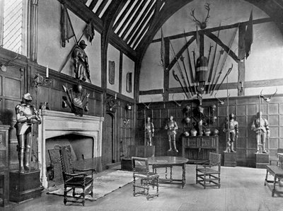 Hall at Ockwells Manor, Berkshire, 1905 tekijältä Unbekannt