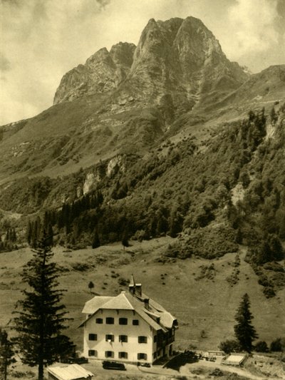 Plockenin sola Karnisten Alppien vuoristossa, Itävallassa, vuonna 1935. tekijältä Unbekannt
