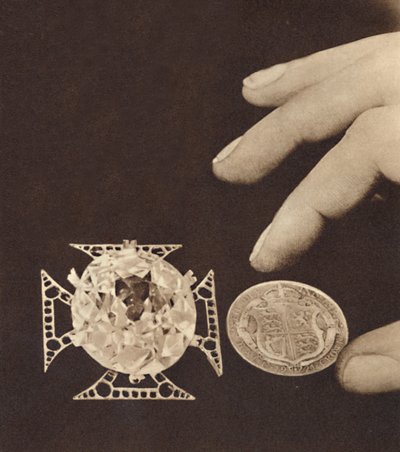 Kuningattaren vaakuna, 1937 tekijältä Unbekannt