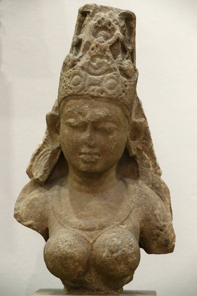 Victoria and Albert Museum. tonttu. 800-900. Pratiharan aikakausi. hiekkakivi. Keski-Intia (Madhya Pradesh). Yhdistynyt kuningaskunta tekijältä Unbekannt