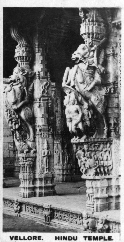 Hindutemppelin etusali, Vellore, Intia, vuodelta 1925 tekijältä Unbekannt