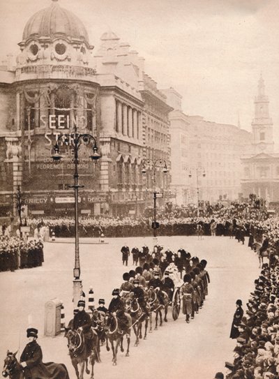 King Georgesin liikuttava yksinkertaisuus viimeisellä matkalla Lontoon läpi, 1936 tekijältä Unbekannt