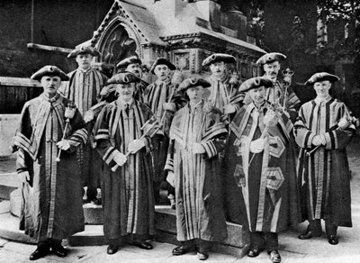 The ward beadles, Guildhall, Lontoo, 1926-1927 tekijältä Unbekannt