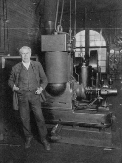 Thomas Alva Edison, amerikkalainen keksijä, ensimmäisellä sähkövalon tuotantodynamollaan, 1880-luku tekijältä Unbekannt